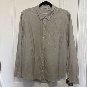 NWT Universal Thread Button Down Shirt